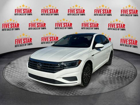 Used 2019 Volkswagen Jetta SEL image 3