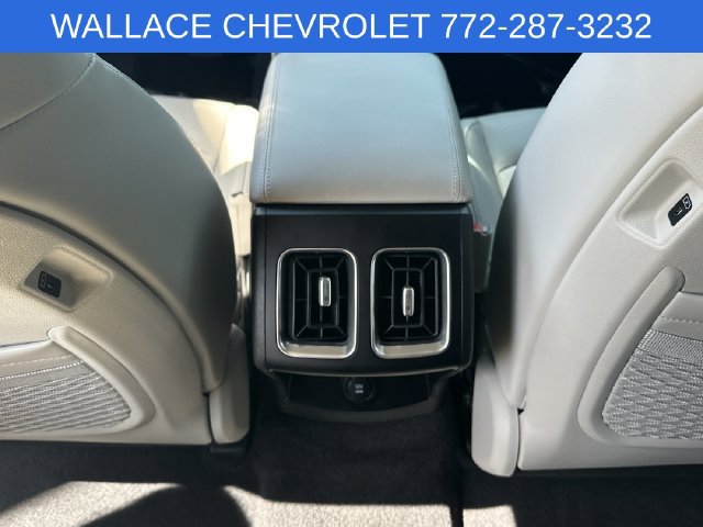 Used 2025 Kia Sorento EX w/ Panoramic Sunroof Package AWD/4WD image 15
