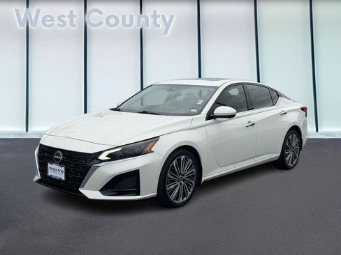 Used 2023 Nissan Altima 2.5 SL AWD/4WD image 9