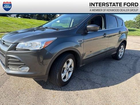 Used 2015 Ford Escape SE FWD image 1