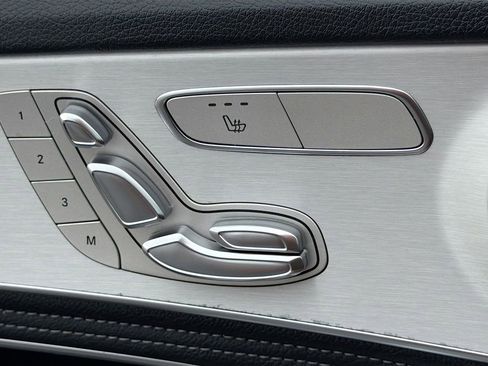 Used 2015 Mercedes-Benz C 300 4MATIC Sedan image 22