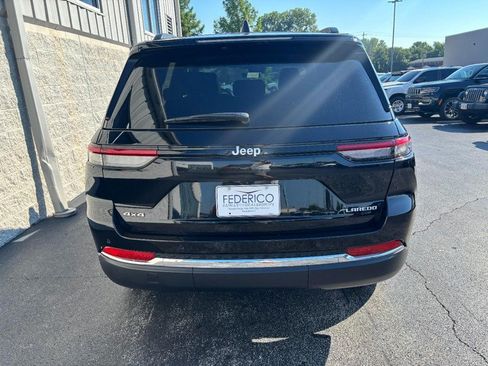 Used 2025 Jeep Grand Cherokee Laredo X w/ Luxury Tech Group I AWD/4WD image 4