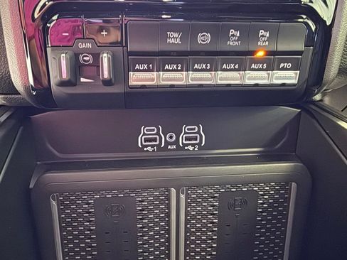 New 2026 RAM 3500 Big Horn w/ Laramie Trim Package image 31