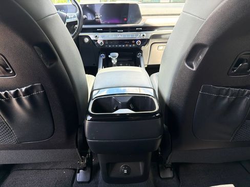 Certified 2023 Kia Telluride EX X-Line AWD/4WD image 21