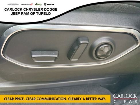 Used 2022 Jeep Wagoneer Series II AWD/4WD image 12