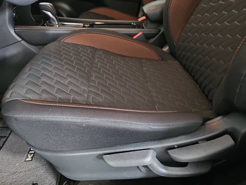 Used 2021 Nissan Kicks SR FWD image 27