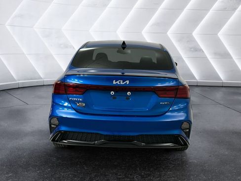 Used 2022 Kia Forte GT-Line w/ GT-Line Premium Package image 5