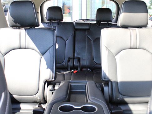 Used 2023 Honda Pilot Elite image 33
