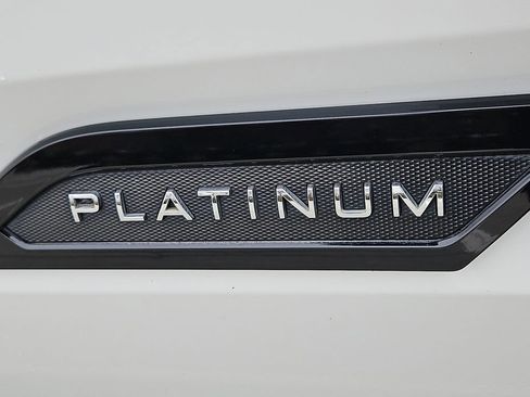 Used 2022 Toyota Tundra Platinum image 11