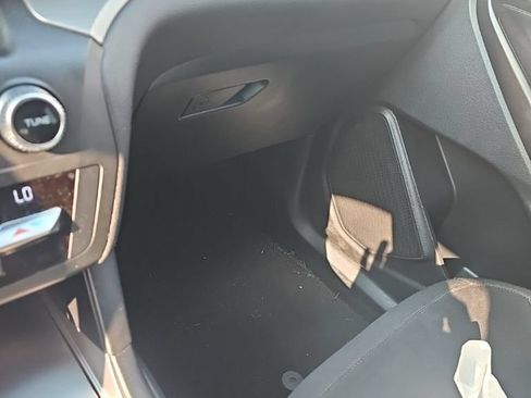 Used 2020 Ford Explorer XLT AWD/4WD image 12