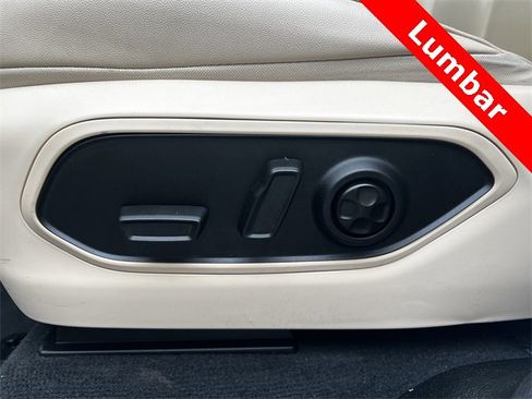 Used 2023 Jeep Grand Cherokee L Limited w/ Trailer Tow Group (B) image 10