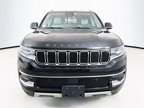 Used 2022 Jeep Wagoneer Series II image 2