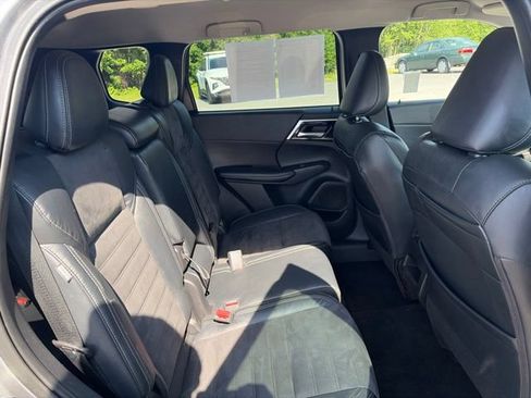 Used 2022 Mitsubishi Outlander SE AWD/4WD image 32
