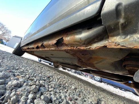 Used 1999 Cadillac Seville SLS w/ Personalization Pkg image 18