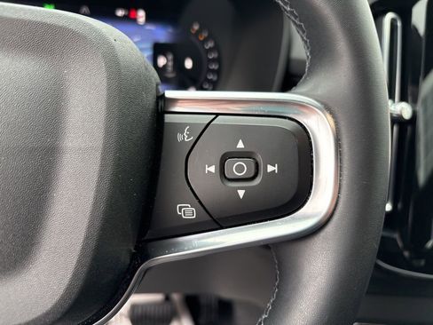 Certified 2023 Volvo XC40 B5 Plus w/ Driver Assist Package image 25