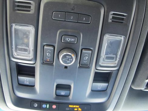Used 2021 Chevrolet Tahoe LT w/ LT Signature Package AWD/4WD image 14