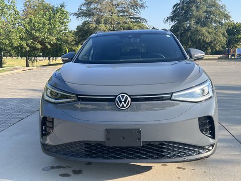 Used 2023 Volkswagen ID.4 S RWD image 3