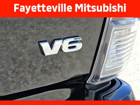 Used 2021 Toyota Tacoma TRD Sport w/ TRD Premium Sport Package AWD/4WD image 17