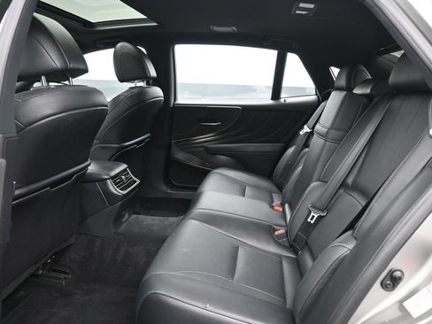 Used 2022 Lexus LS 500 AWD w/ Accessory Package (Z1) image 20