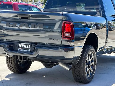 New 2026 RAM 2500 Big Horn AWD/4WD image 8