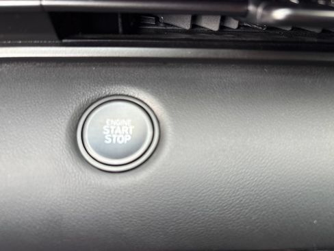 Certified 2025 Hyundai Elantra Sport FWD image 10