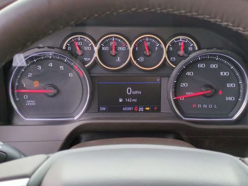 Used 2021 Chevrolet Silverado 2500 LTZ w/ LTZ Convenience Package image 15