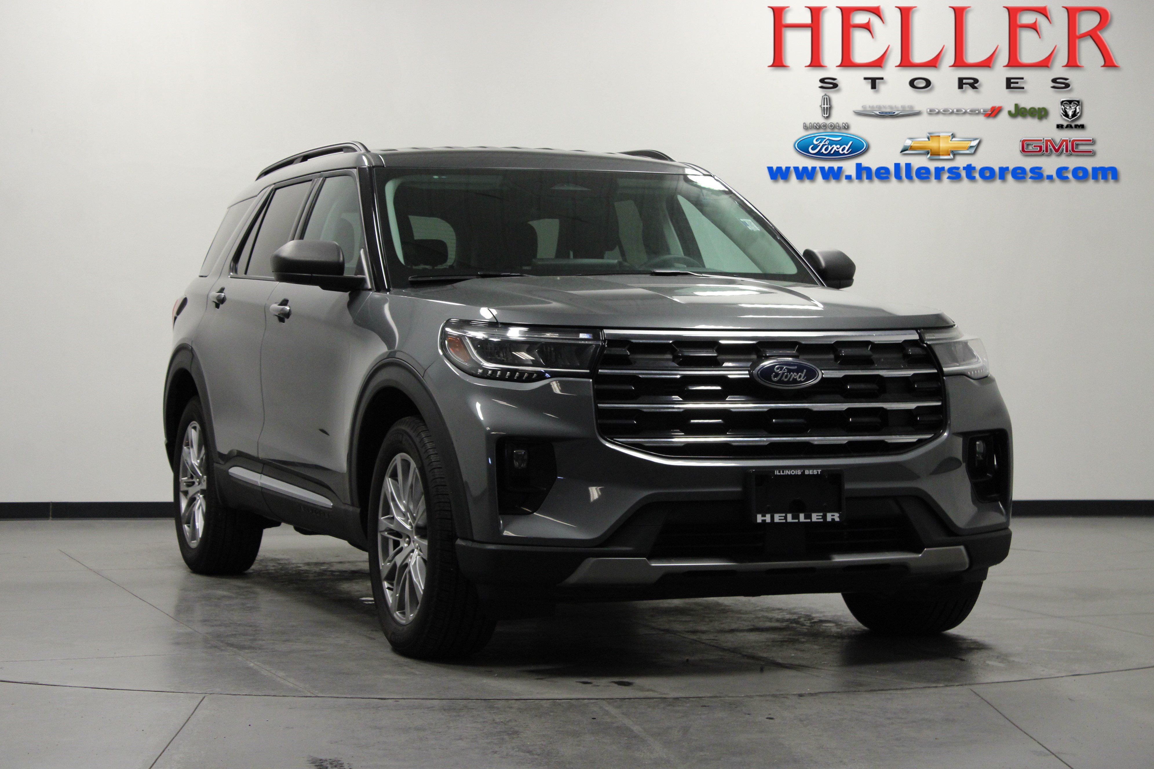 Used 2025 Ford Explorer Active w/ Active Comfort Package AWD/4WD image 1