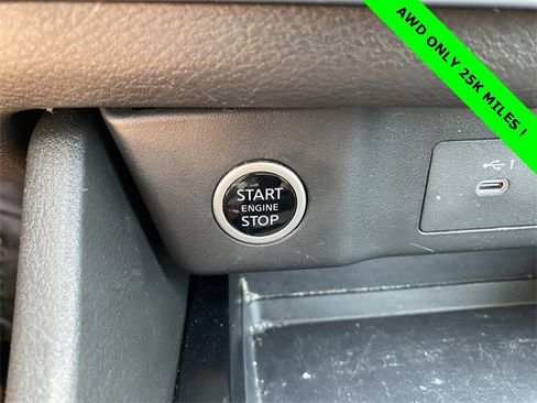 Used 2023 Nissan Rogue SV image 19