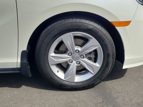 Used 2019 Honda Odyssey EX-L image 5