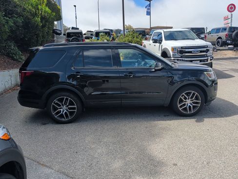 Used 2018 Ford Explorer Sport w/ Equipment Group 401A AWD/4WD image 10