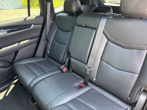 Used 2023 Cadillac XT6 Premium Luxury AWD/4WD image 19