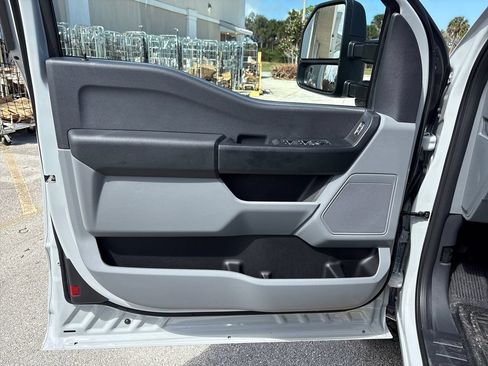 New 2026 Ford F250 XL w/ 360-Degree Camera Package AWD/4WD image 24