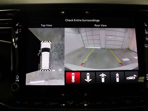 Used 2023 Jeep Grand Wagoneer 4WD image 64