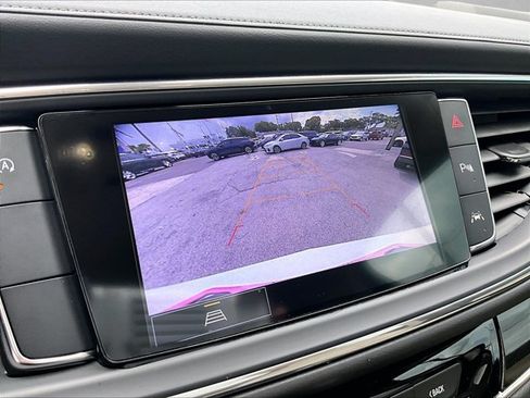 Used 2024 Buick Enclave Essence FWD image 23