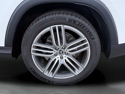 Used 2024 Mercedes-Benz GLS 450 4MATIC image 14