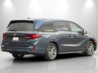 New 2026 Honda Odyssey Touring video 2