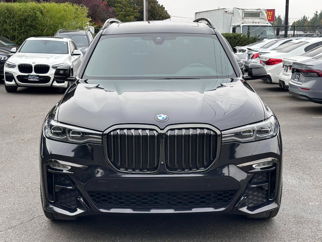 Used 2021 BMW X7 xDrive40i w/ M Sport Package AWD/4WD image 15