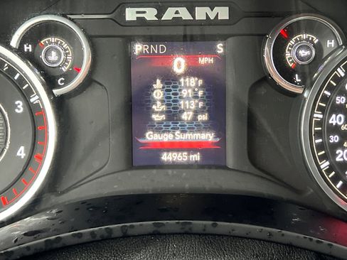 Used 2024 RAM 3500 Big Horn image 24