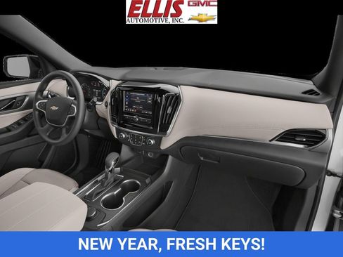 Used 2023 Chevrolet Traverse RS w/ LPO, Floor Liner Package image 51