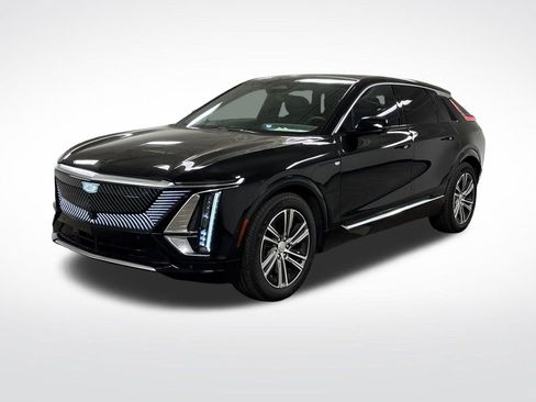 New 2025 Cadillac Lyriq Luxury image 7