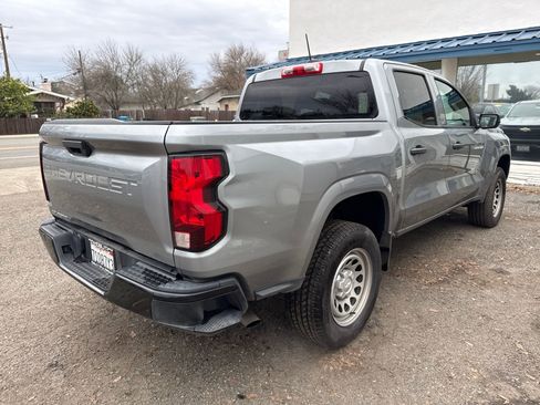 Used 2024 Chevrolet Colorado W/T image 5