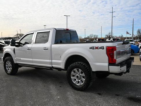 Used 2017 Ford F250 Platinum w/ Platinum Ultimate Package image 7