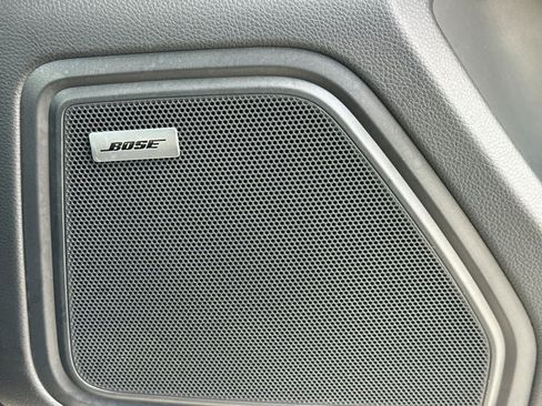 Certified 2026 Porsche Macan AWD/4WD image 20