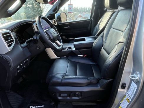 Used 2024 Toyota Tundra Platinum AWD/4WD image 10