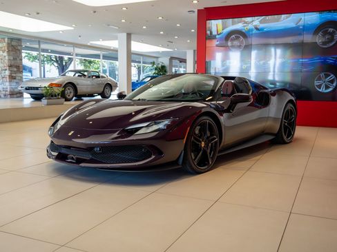 Used 2025 Ferrari 296 GTS RWD image 4