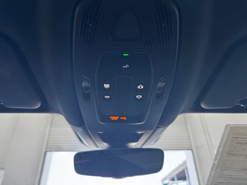 Used 2025 Porsche Cayenne S AWD/4WD image 40