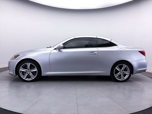 Used 2013 Lexus IS 250C w/ Luxury Pkg RWD image 28
