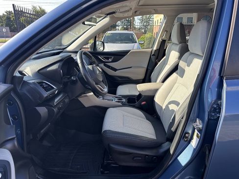 Used 2020 Subaru Forester Premium AWD/4WD image 11