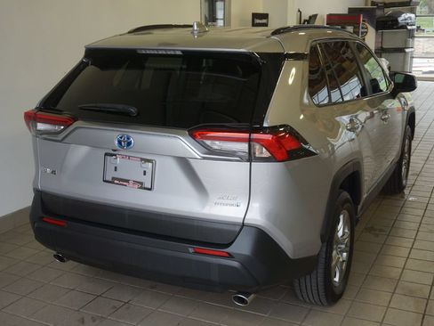 Used 2023 Toyota RAV4 XLE AWD/4WD image 15