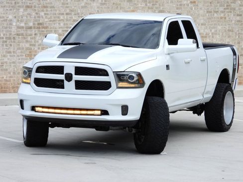 Used 2016 RAM 1500 Express AWD/4WD image 19